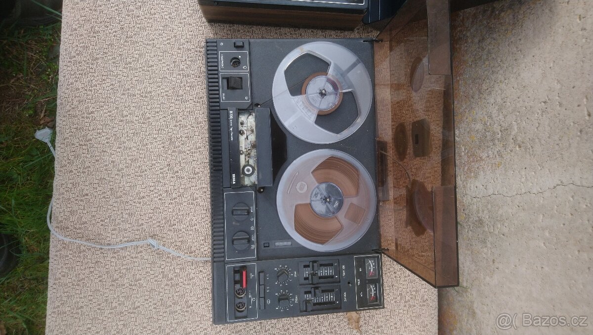 Magnetofon Tesla - 3