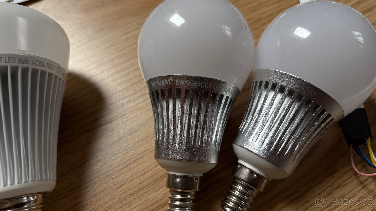 Chytré žárovky, LED Pásek Mi-Light RGB CCT Set - 3