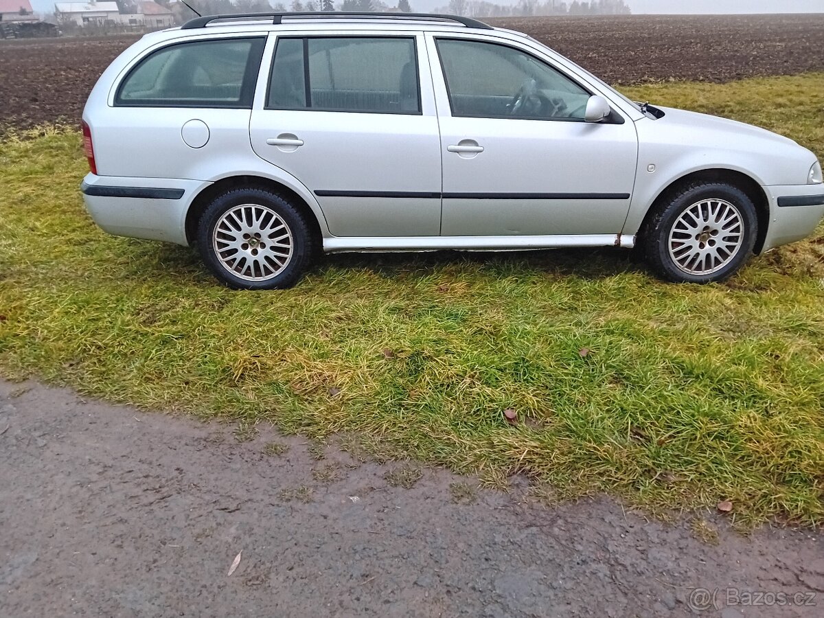 Škoda Octavia - 3