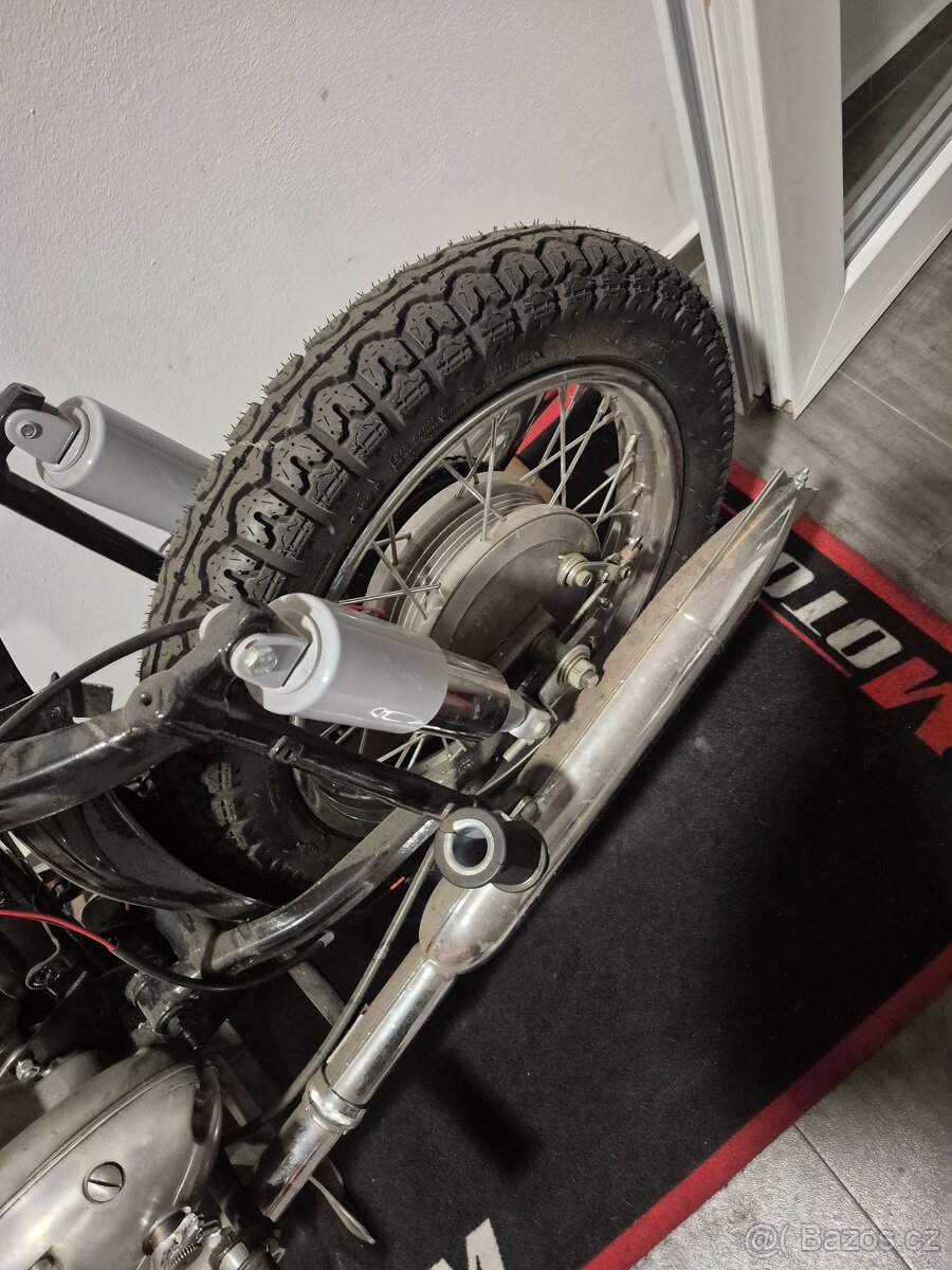 Jawa 250/353 ambassador bez tp po renovaci jen seskladat - 3