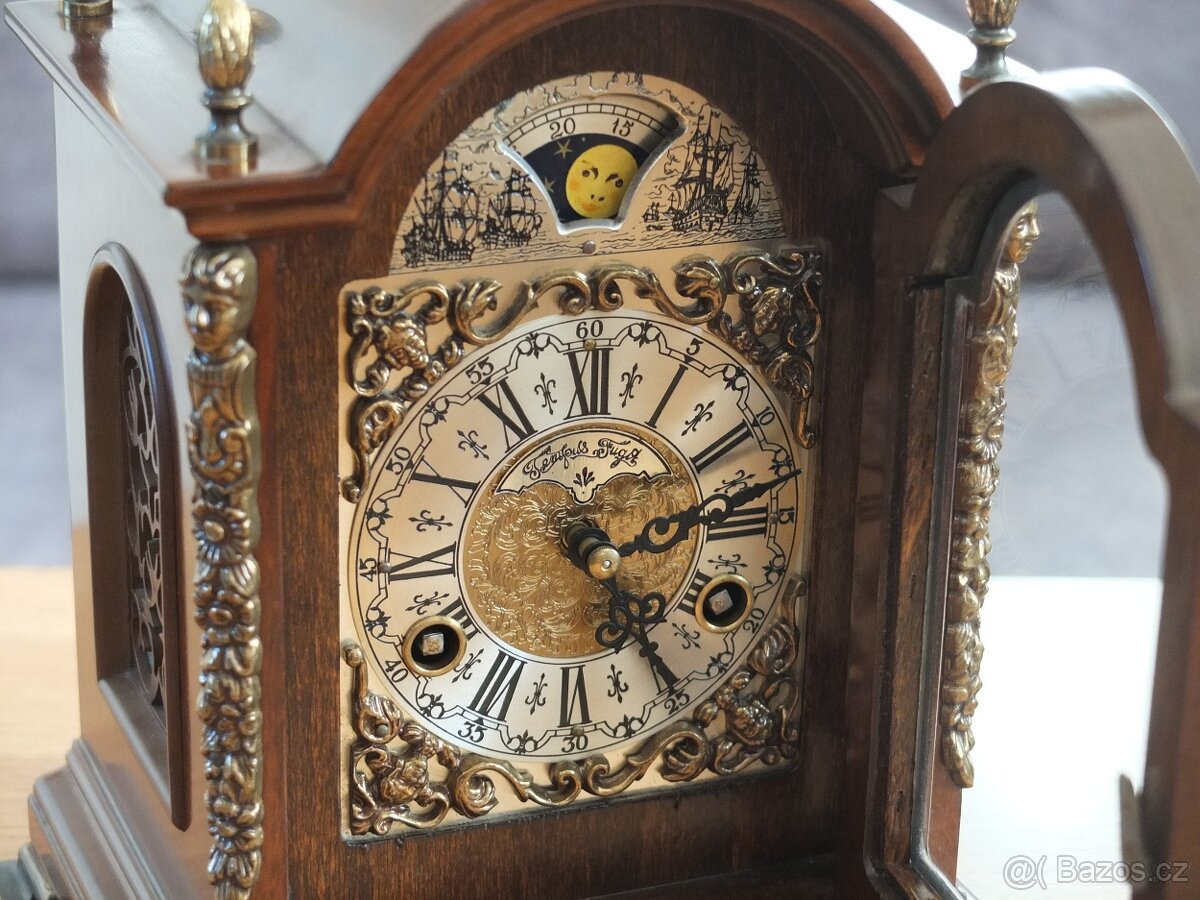 HODINY ZÁNSKÉ PŮLKY FÁZE MĚSÍCE TOP STAV - 3