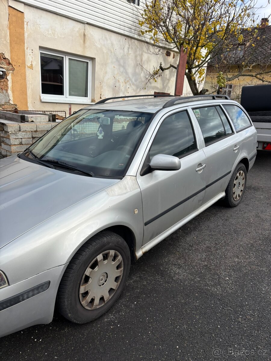 Škoda Octavia 1 - 3