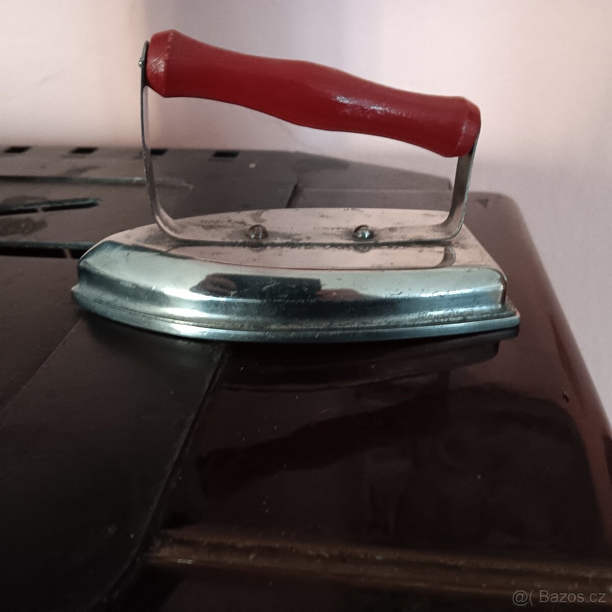 Retro dětská hračka žehlička - 3