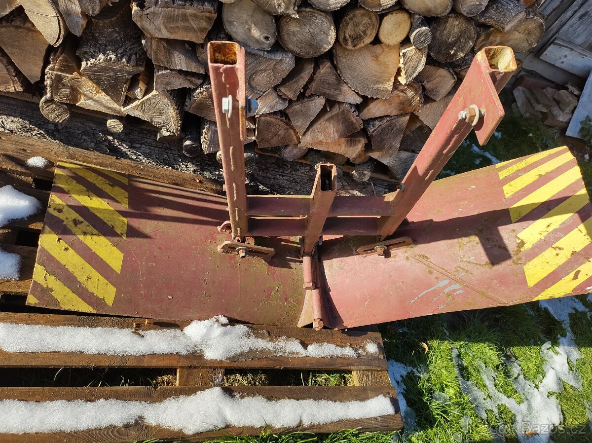 Prodám pluh k tk4k14 - 3