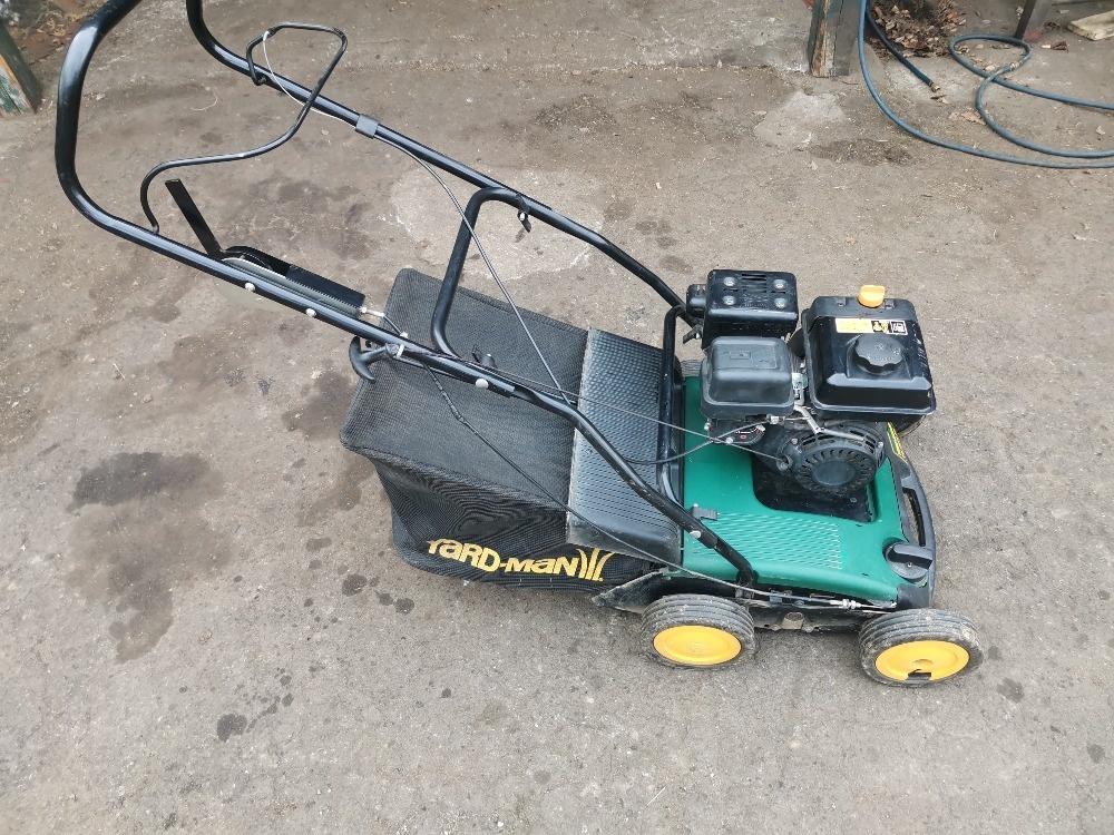 Benzinový vertikutátor Yard Man - 3
