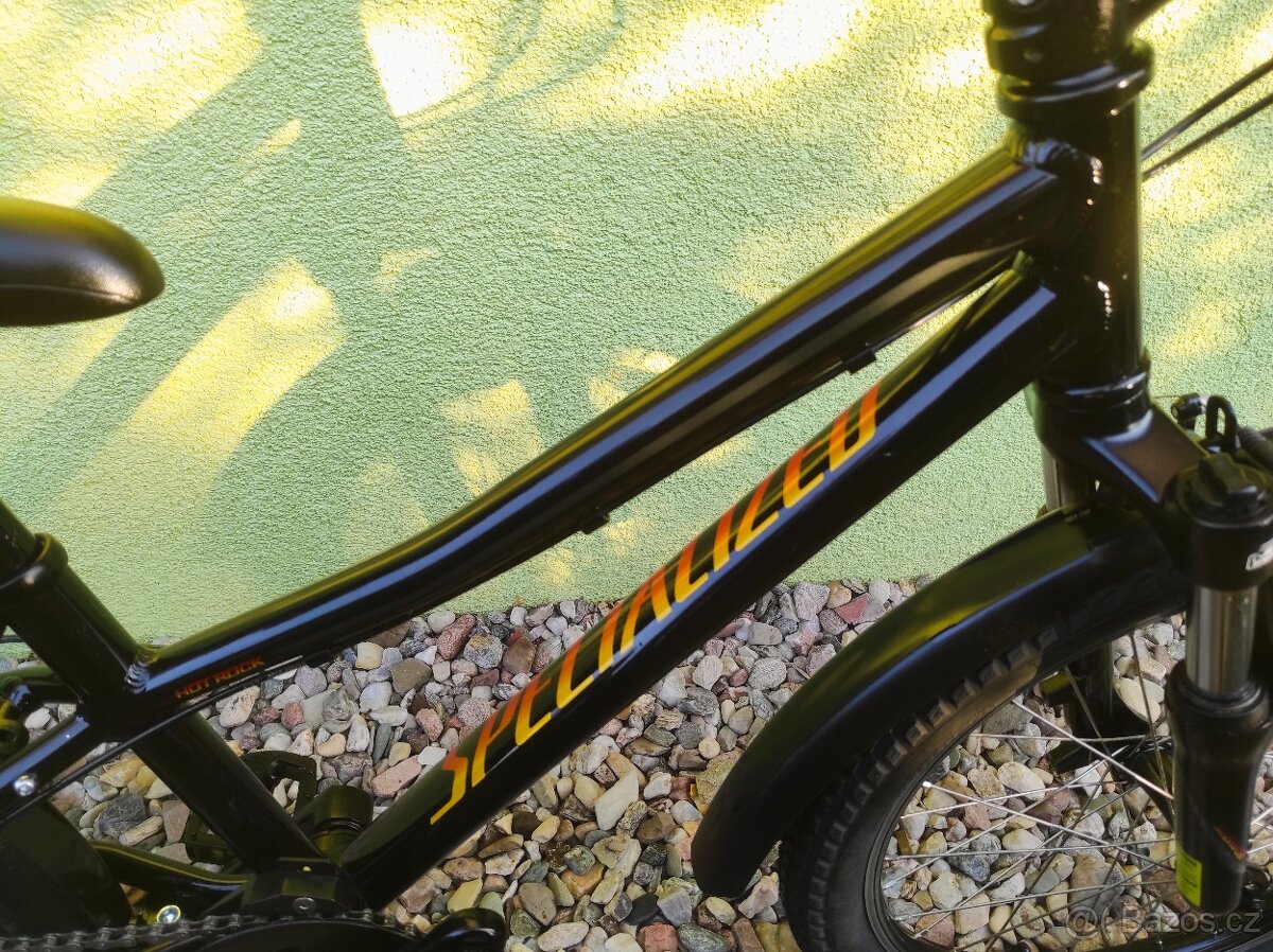 Značkové dětské kolo SPECIALIZED 20" (černá) - 3