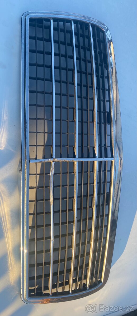 Originál maska W124 po faceliftu - Ečková - 3