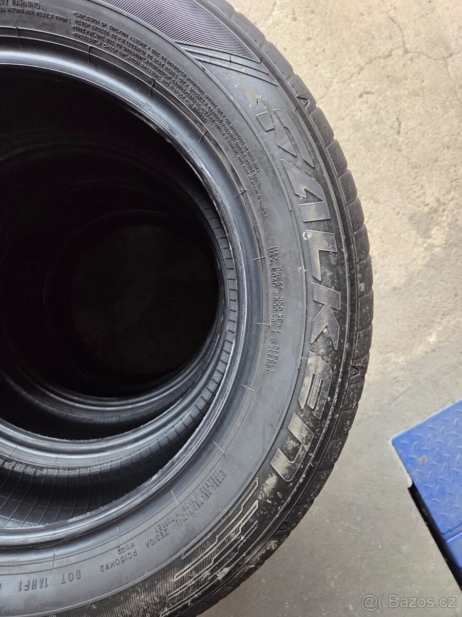 Pneu letní 215/60 R16 95 V - 3