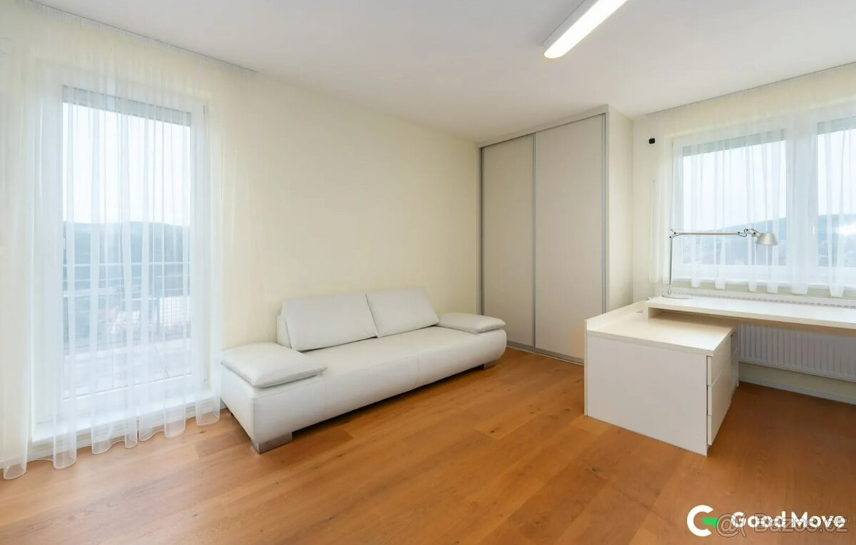 Prodej bytu 1+kk 64 m² Horní Vršava IV, Zlín - 3