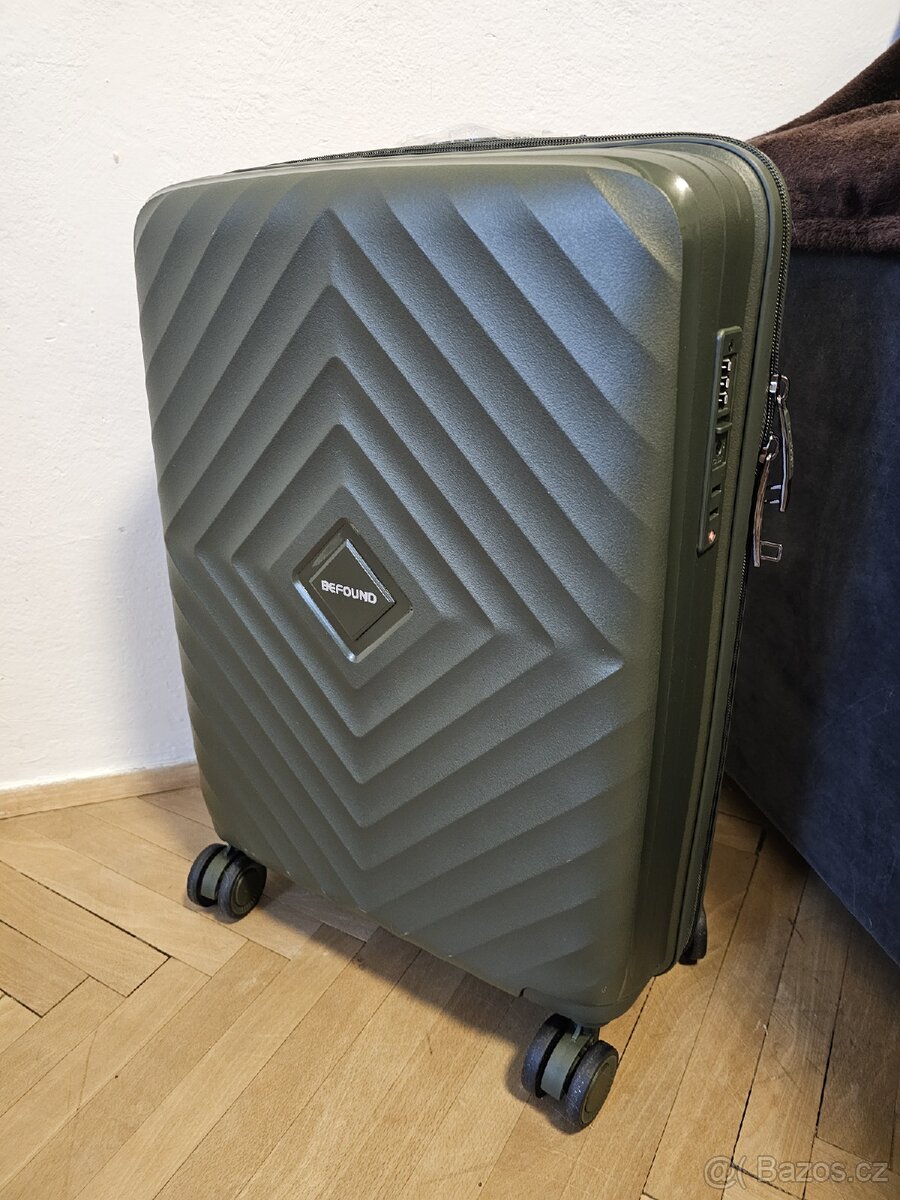 Cestovní kufr na kolečkách - 3