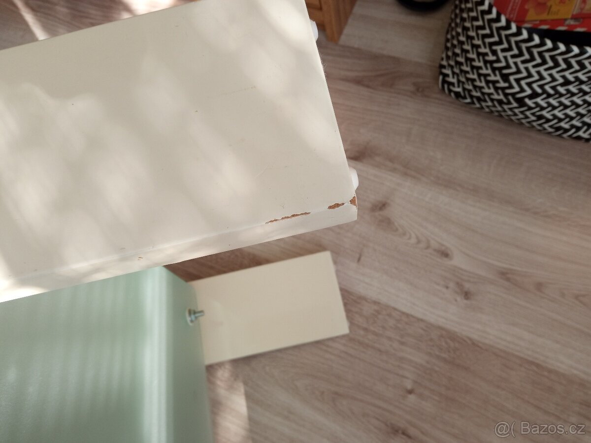 Konferenční stolek - 3