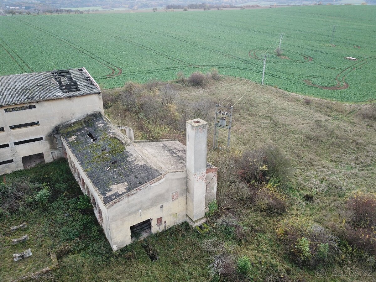 Sušárna chmelu + přilehlé pozemky - 3