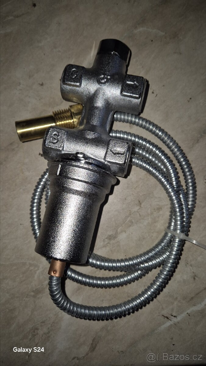 TEPLOTNÍ POJIŠŤOVACÍ VENTIL 1/2" - 3