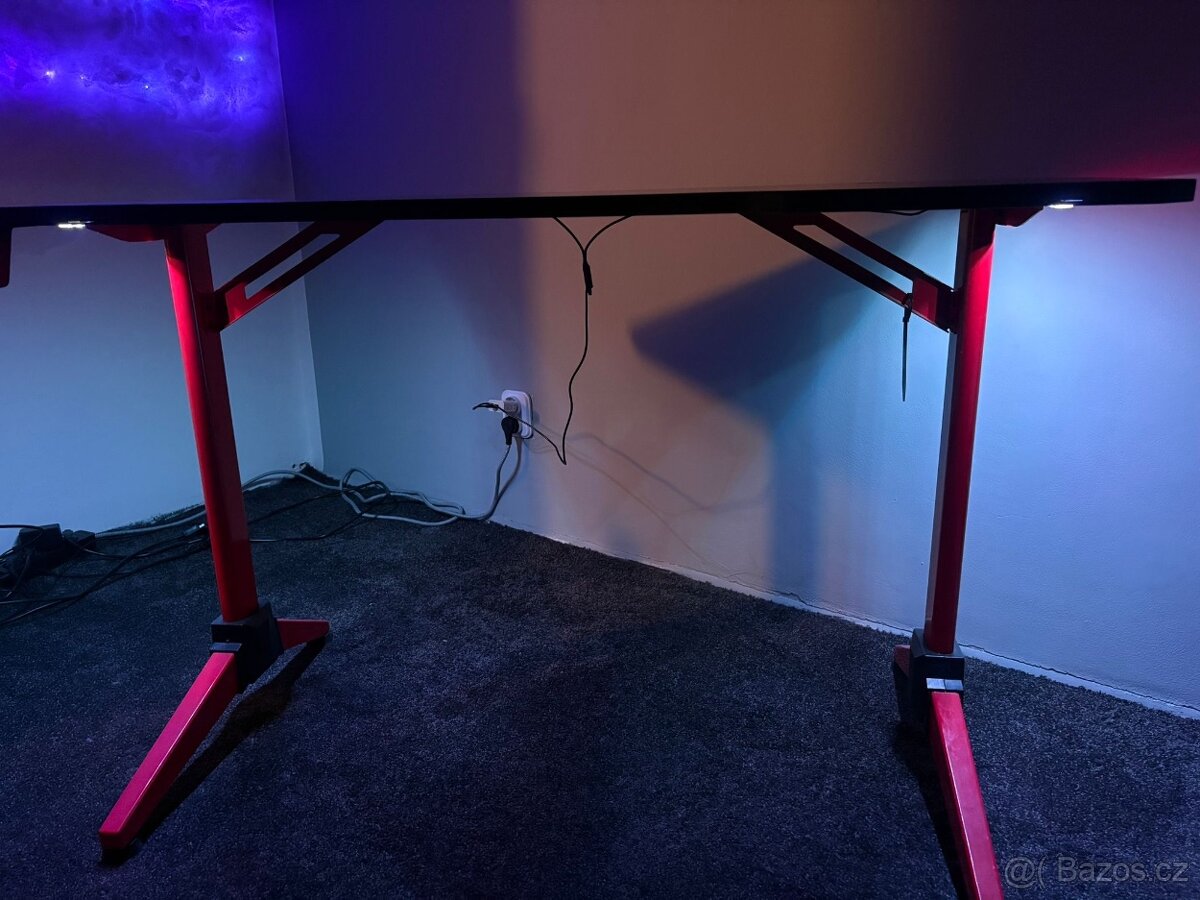 🖥️ Herní / PC stůl Rapture TEMPLE 200 – červený (RGB) - 3