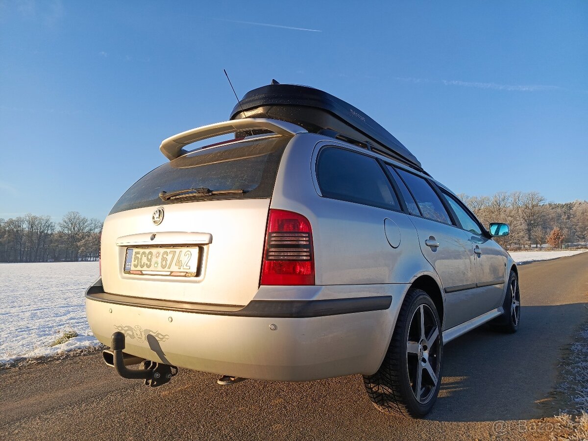 Škoda Octavia 1 combi 1U5 polepy zadních lamp - 3