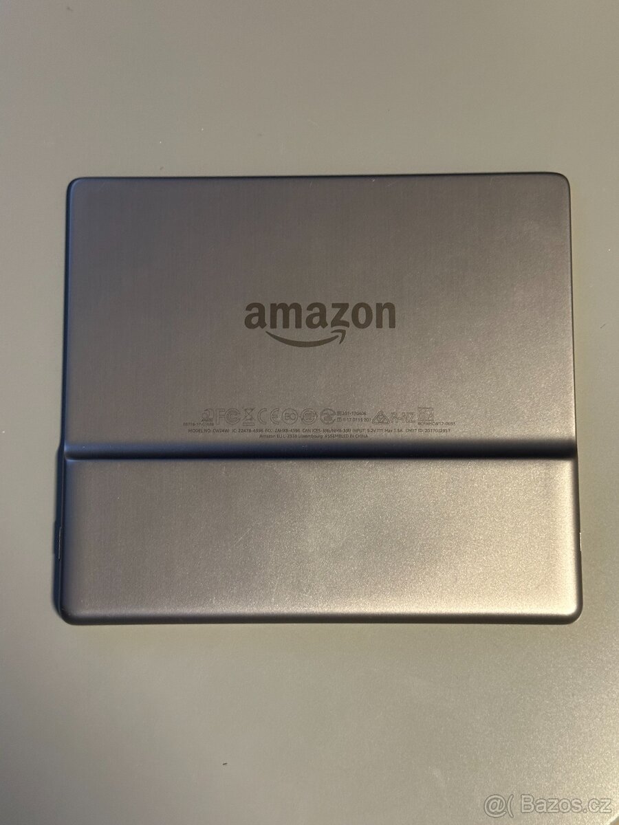 Čtečka knih Amazon Kindle Oasis 9th. gen 32 GB WiFi - 3
