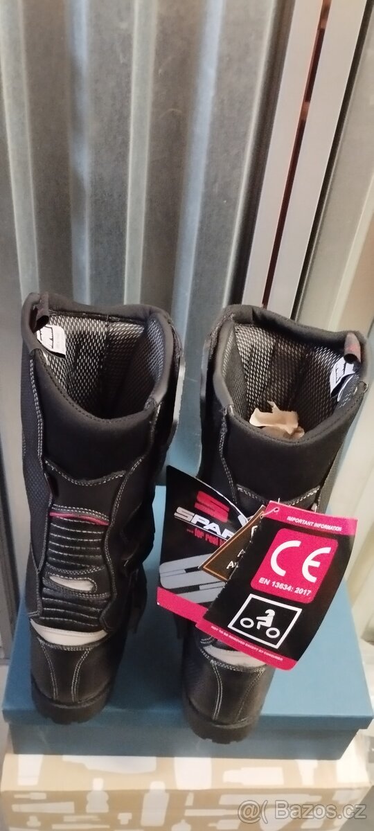 Boty zn Spark vel.42 - 3