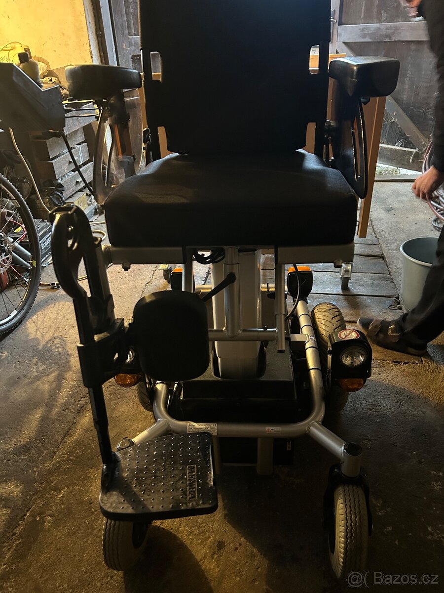 Elektrický invalidní vozík Meyra Champ - 3