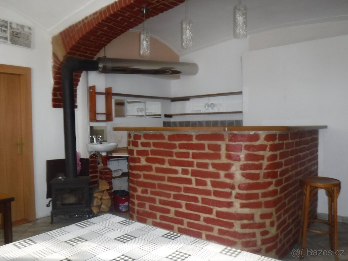 Romantický a praktický ateliér Železný Brod - 3