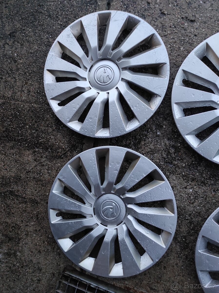 Sada 4 kusů poklic Škoda (16") - 3