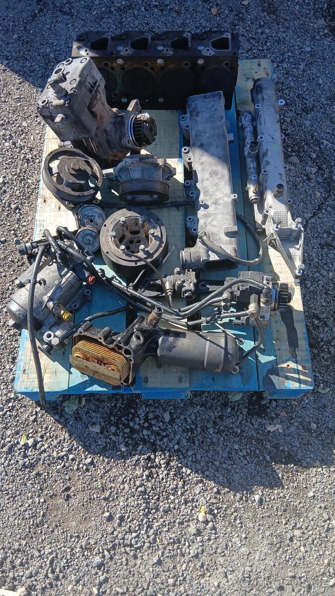 Man tgl dily z motoru 8.180 - 3