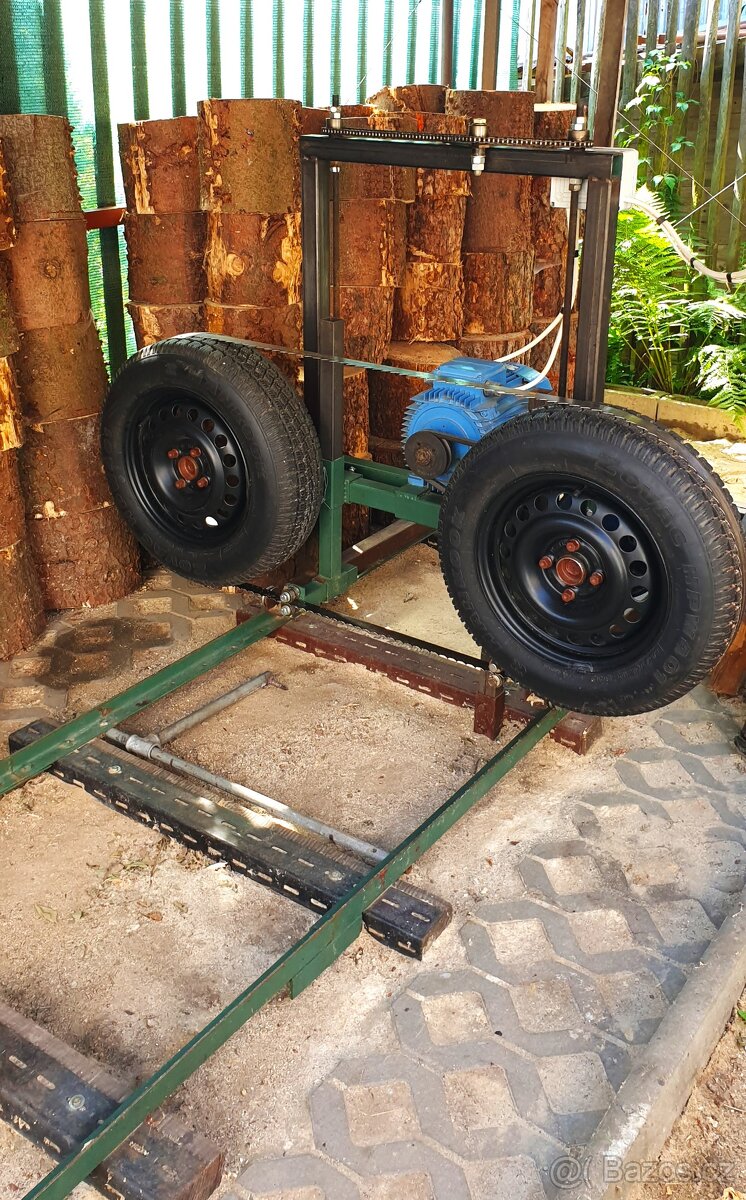 Kmenová pásová pila - 3