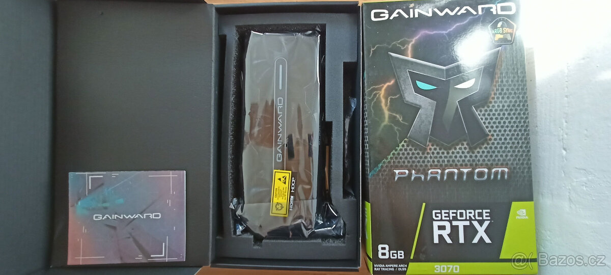 Grafická karta Gainward Phantom GeForce RTX 3070 - 3