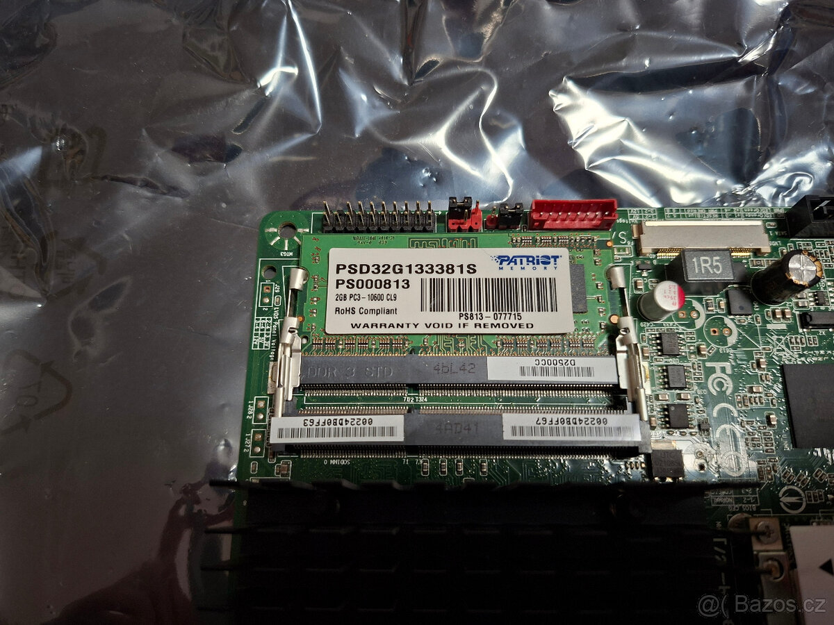 Intel Desktop Board D2500CC - 3