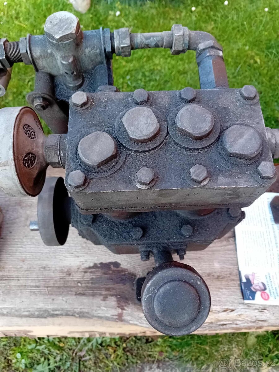 Dvoupístový kompresor - 3