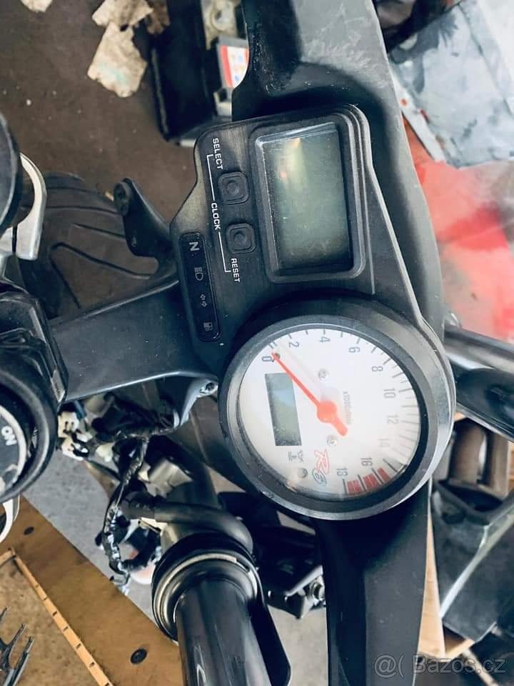 Díly Yamaha R6 2002 - 3