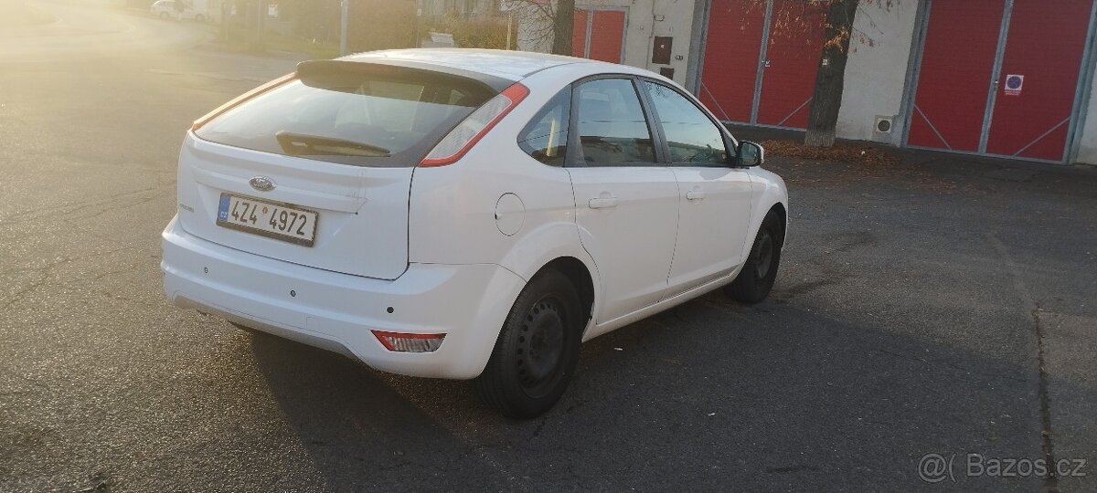 Ford Focus II, 2011, 1.6, benzín, 74 kW - 3