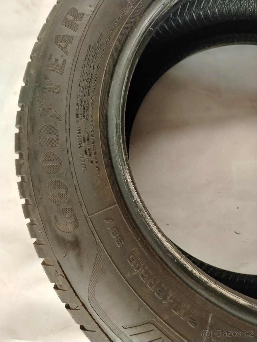 Pneu 215/60R16 Goodyear - 3