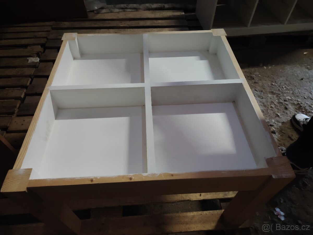 Konferenční stolek - 3