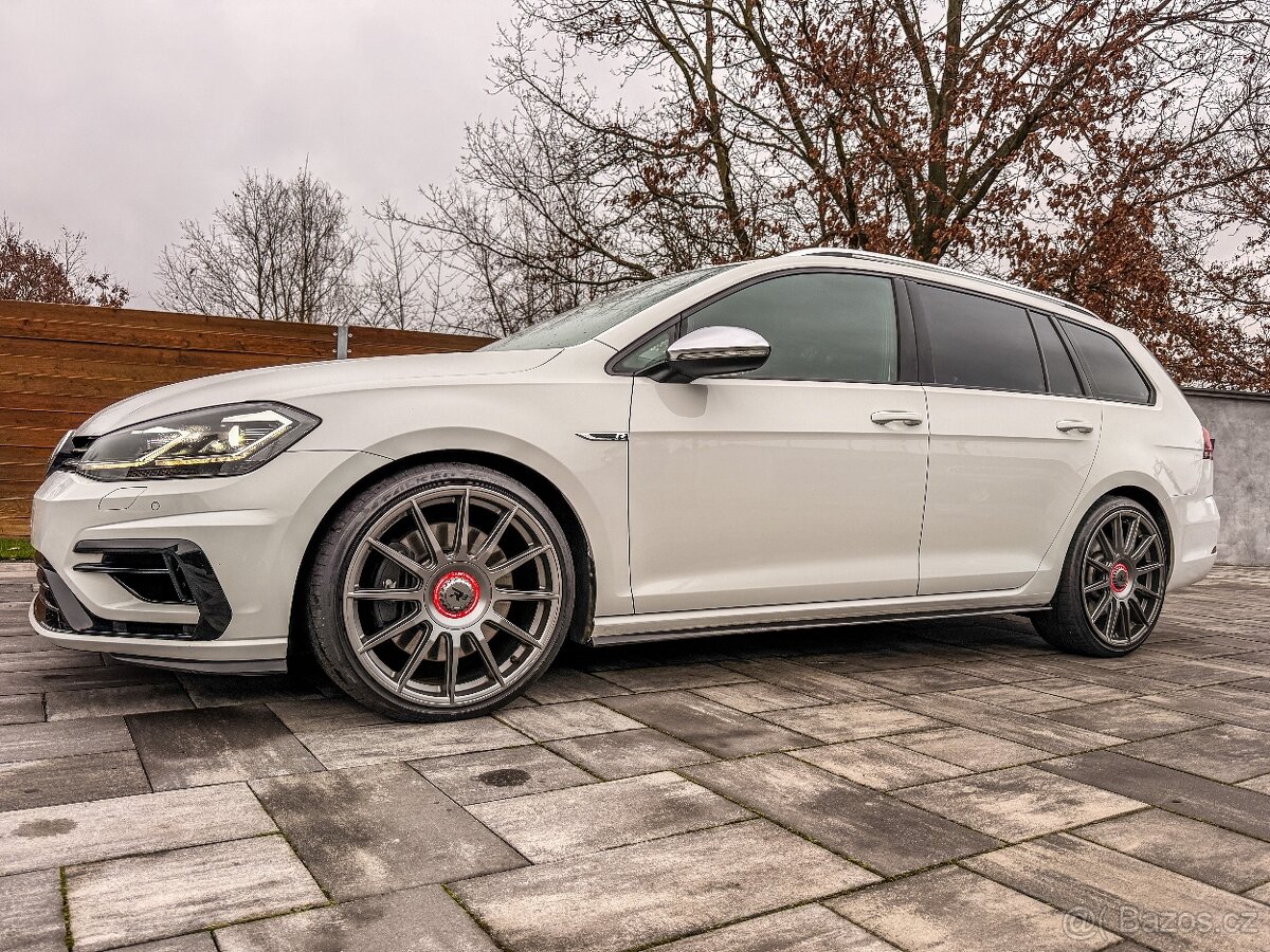 VW Golf R Variant 2.0 TSI 221 kW 4Motion DSG - 3