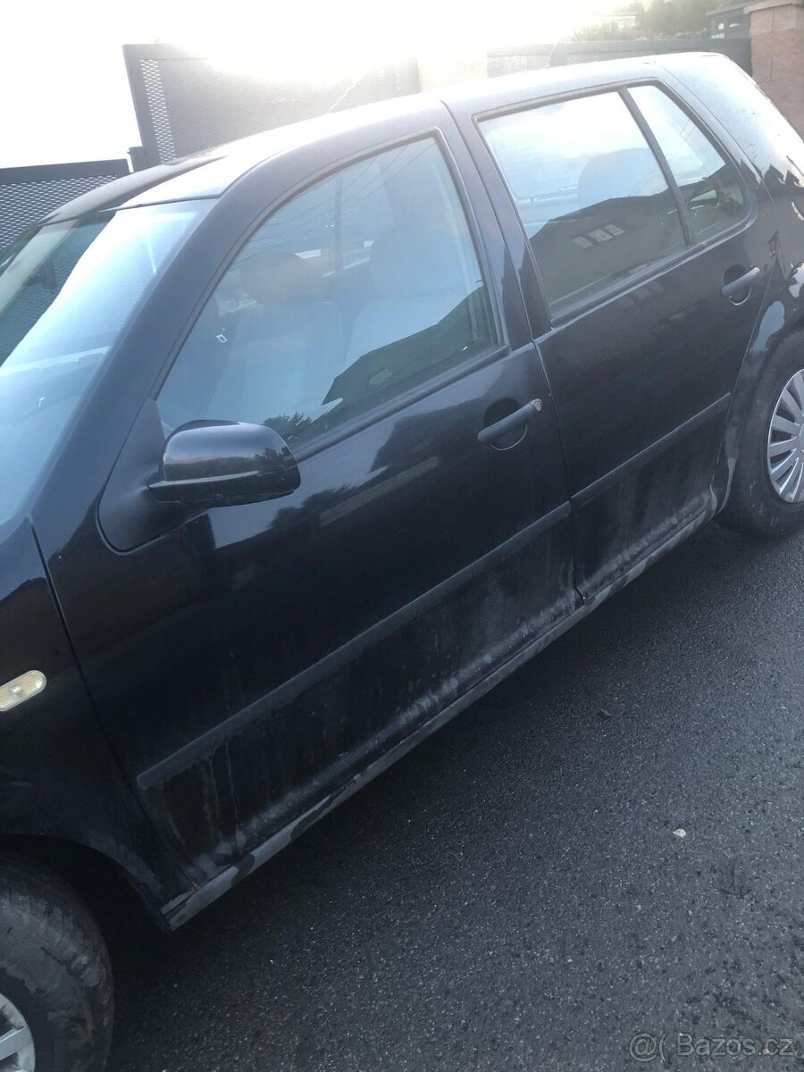 Golf 4 1,9D r.v.99 50KW - 3