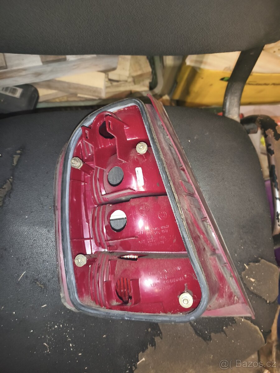 Škoda Fabia I (předfacelift) Zadní světla - 3
