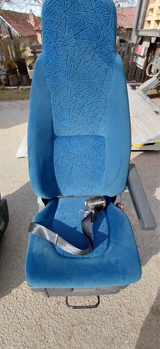 Daf lf sedačky - 3