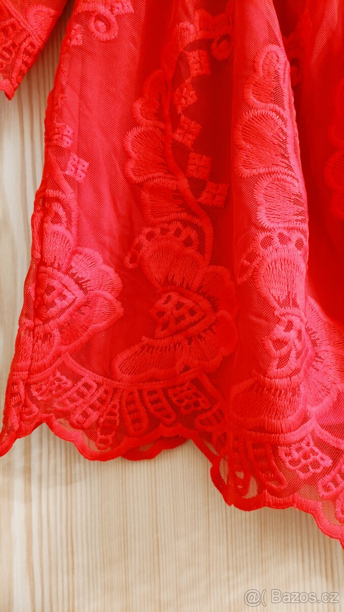 Červené krajkové tričko - 3