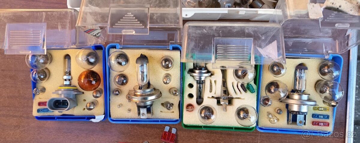 Autožárovky a pojistky - 3