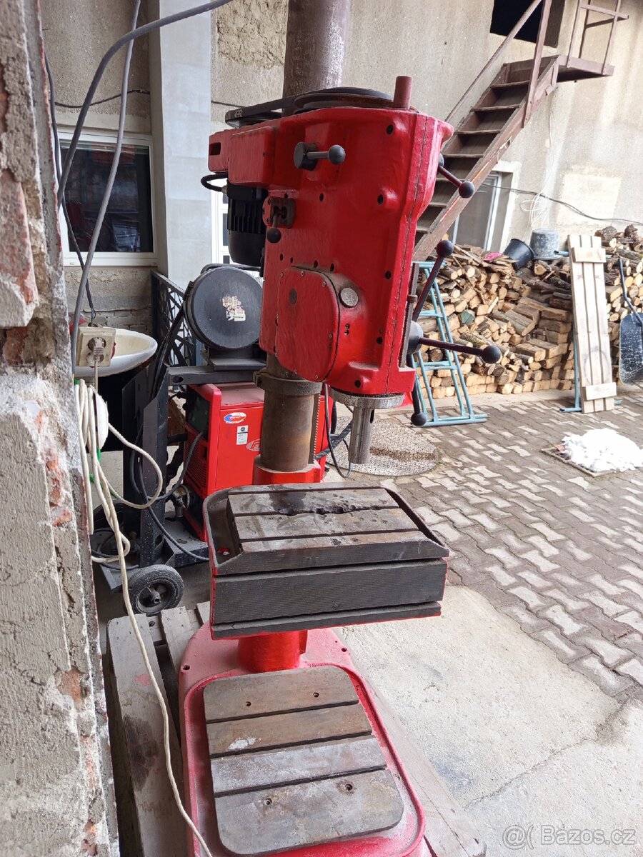 Sloupová vrtačka VS 32 - 3