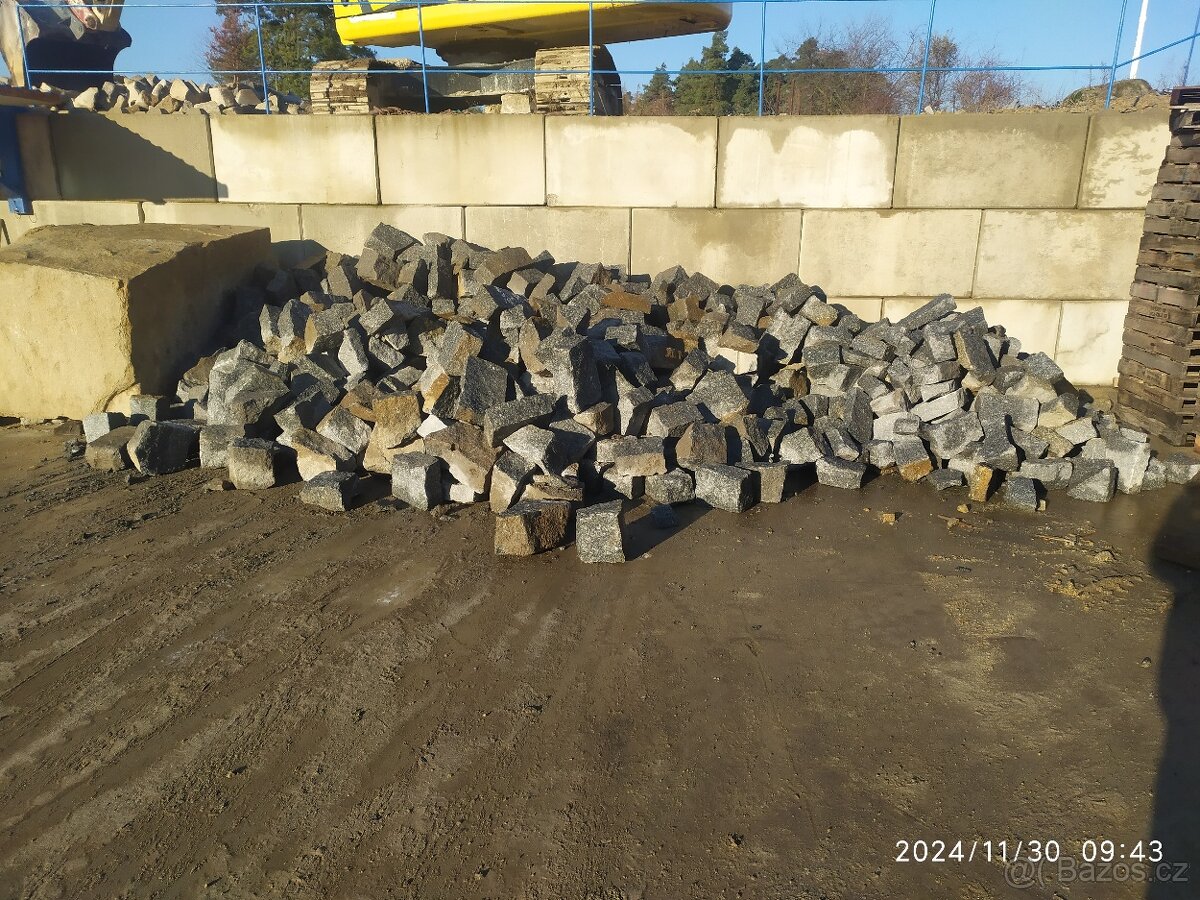 Soklový stavební kámen - 3