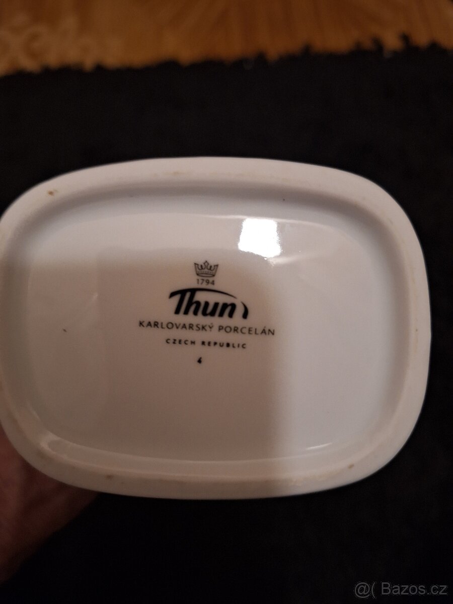 Porcelánová karafa - 3