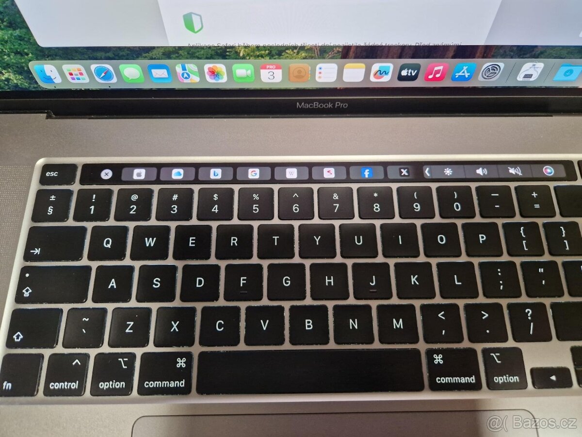 MacBook Pro 16" Core i9 / 32GB / 1TB / 4GB Radeon Pro 5500 - 3