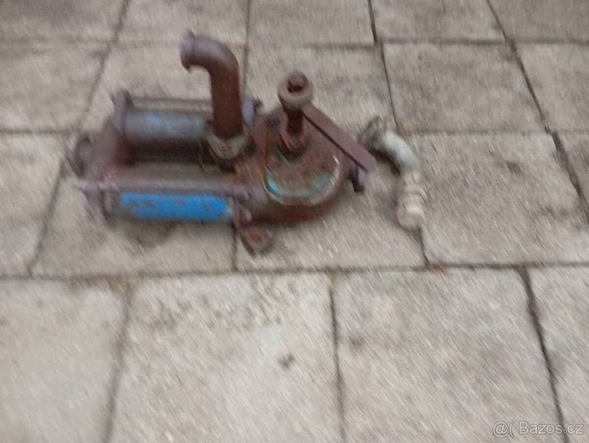 Ruční pumpa Lila 75 - 3