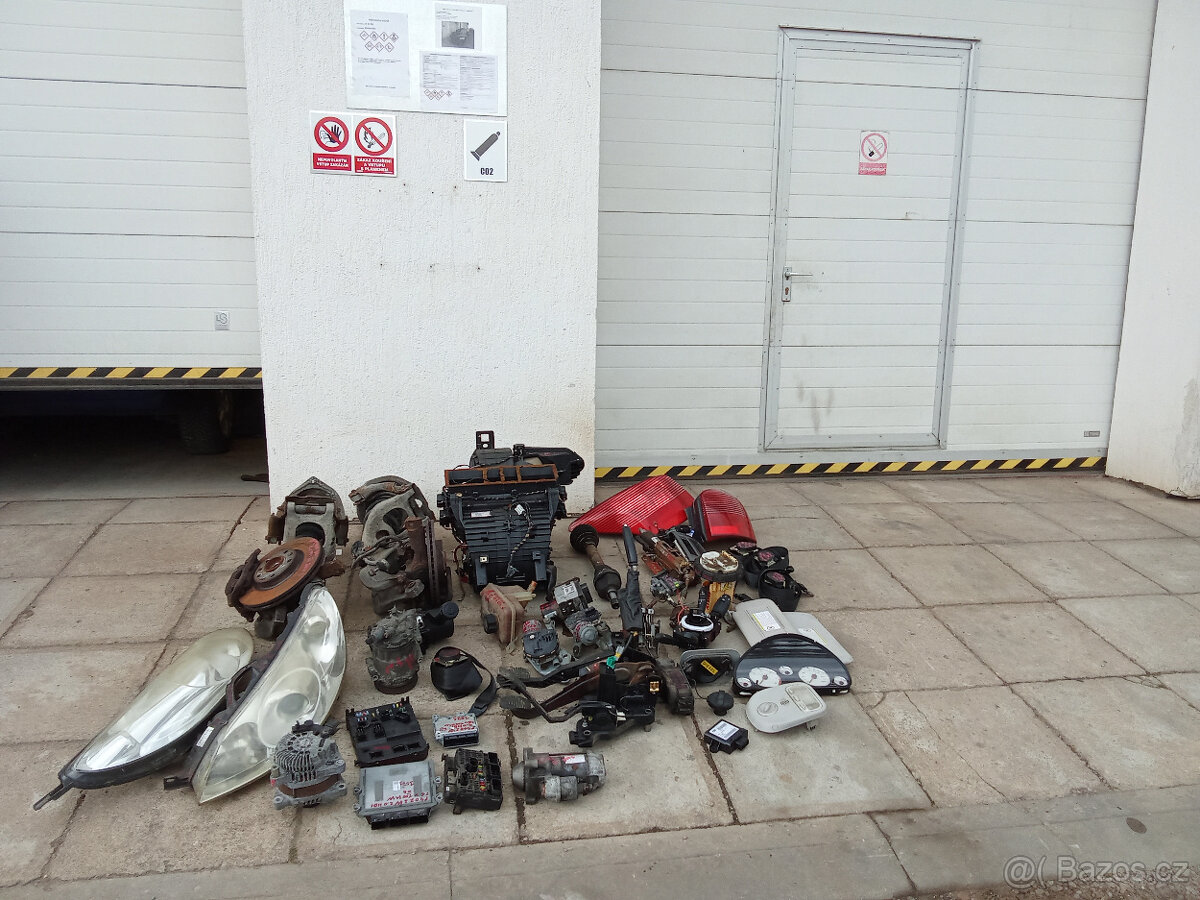 Peugeot 407 2,0 HDI náhradní díly - 3