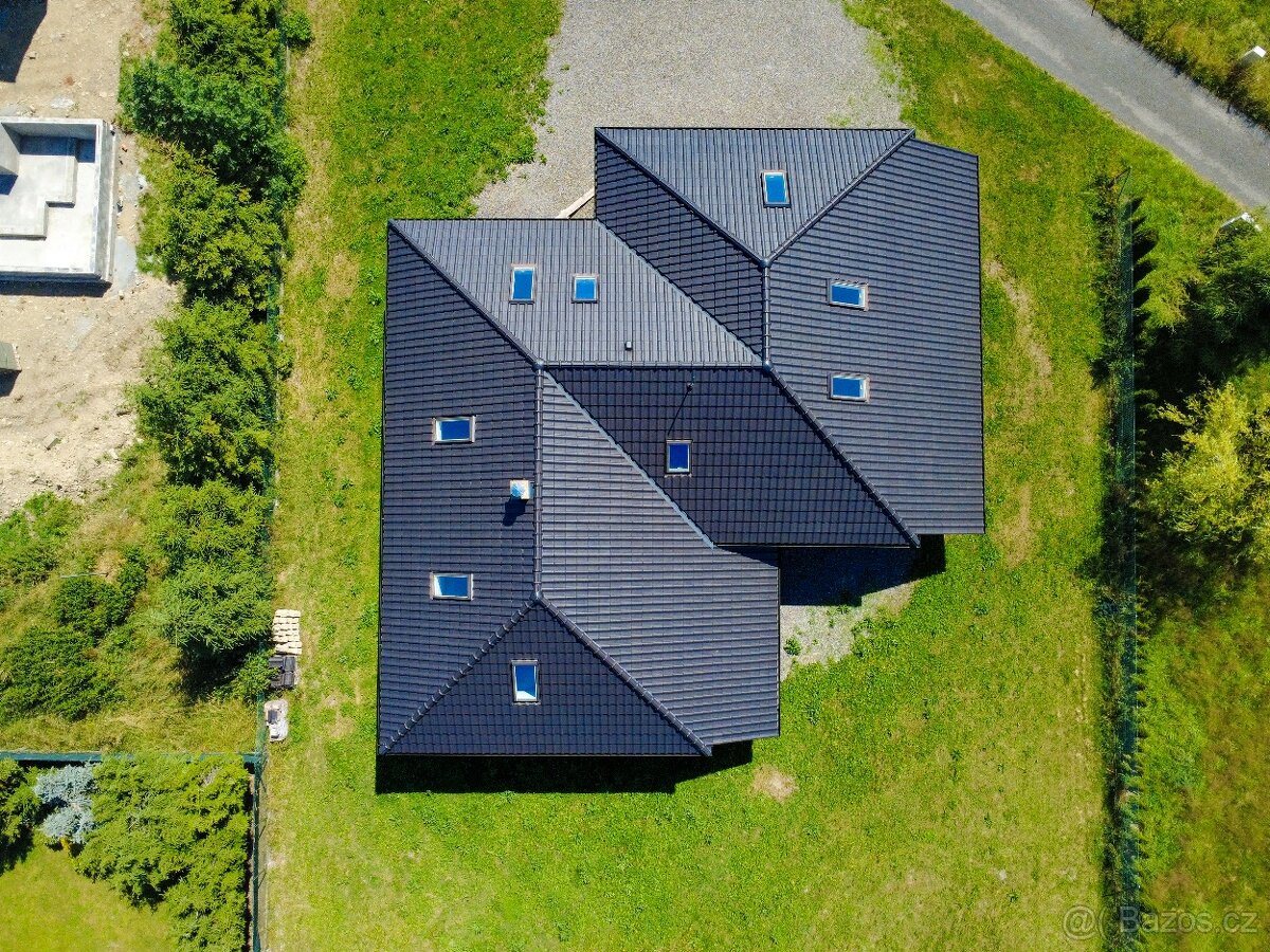 Prodej rodinného domu 7+2 s dvojgaráží Čeladná - 3