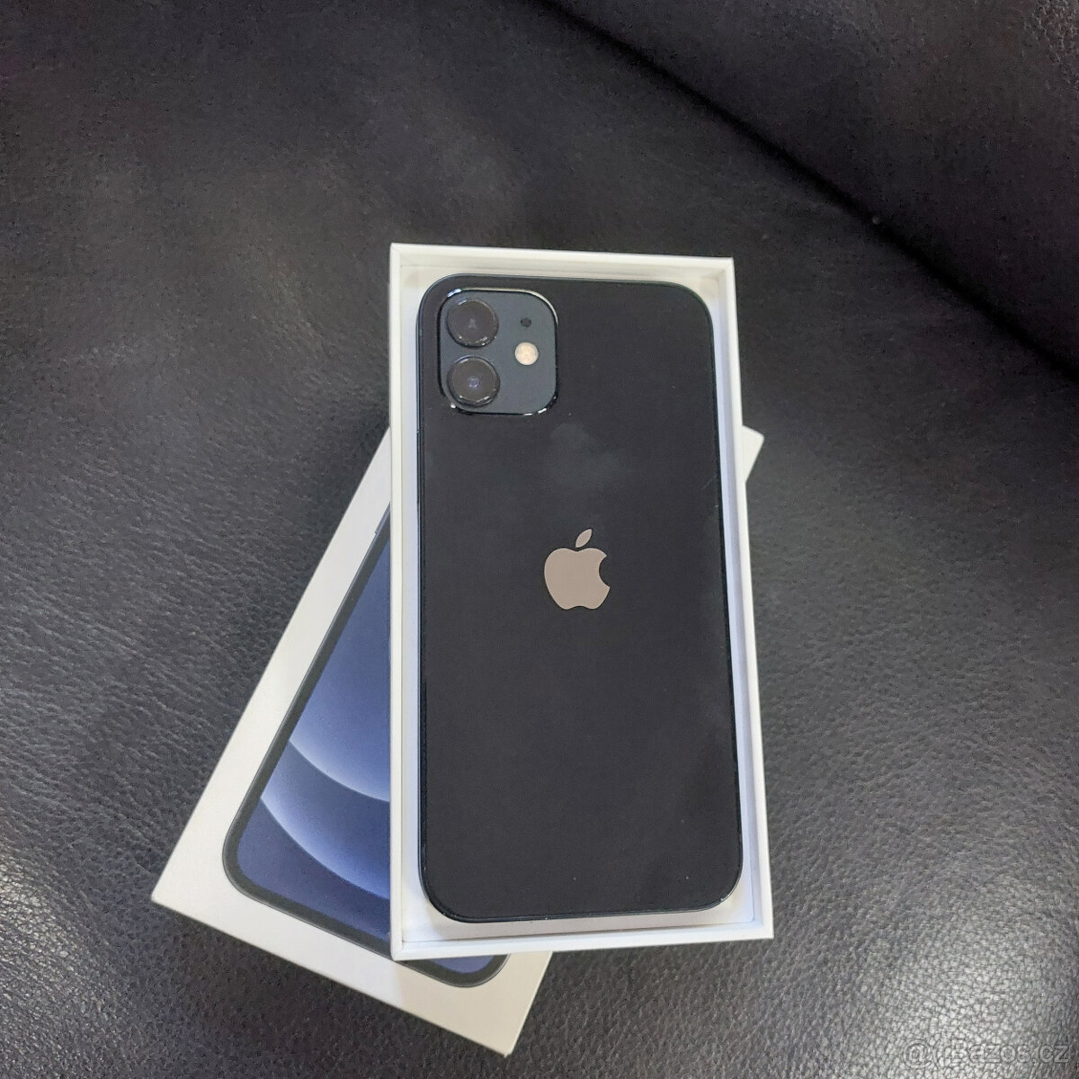 Mobil iPhone 12, kondice baterie 88%, 64 GB, krásný stav - 3