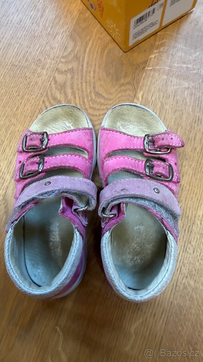 Dětské boty, sandály,sandalky, bačkory LINEA vel.26 pc1100Kč - 3