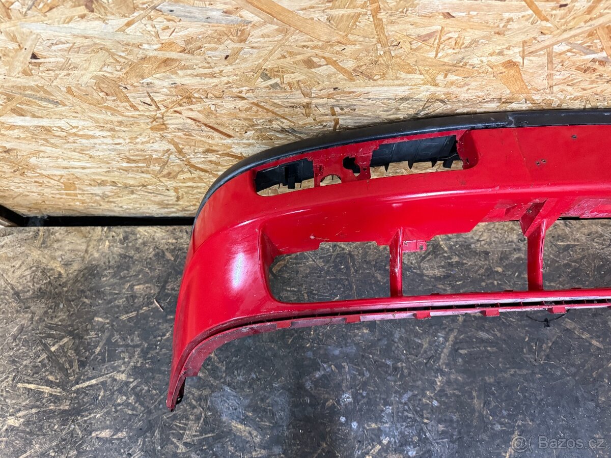 PŘEDNÍ NÁRAZNÍK VW PASSAT B4 - 3