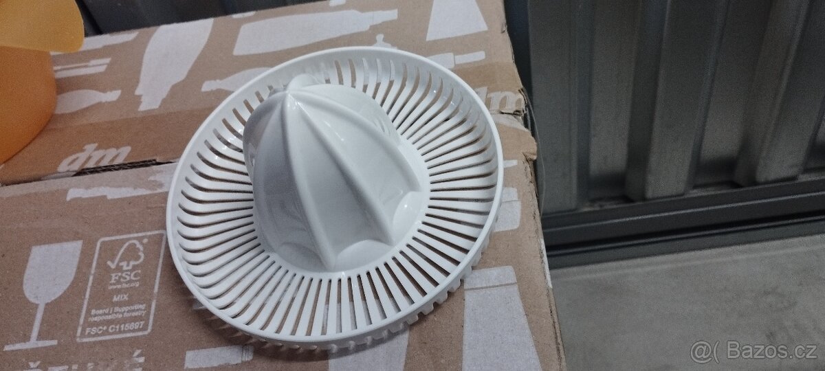 Odšťavňovač citrusů - 3